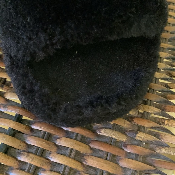 Steve Madden Women's Black and White Fuzzy Slippers - Picture 3 of 13